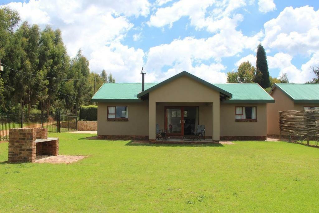 Misty Cottage Dullstroom Exterior photo